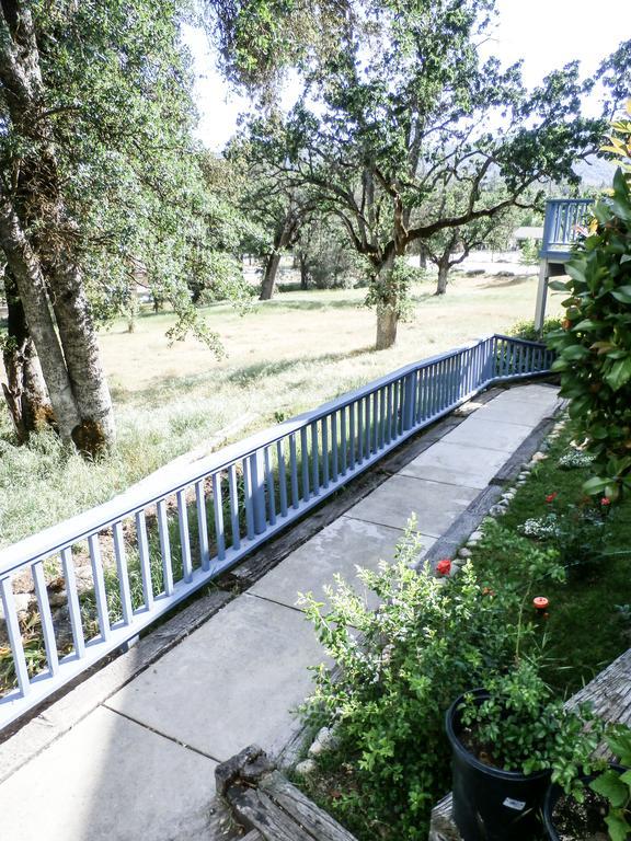Charming Downstairs Unit Apartment Oakhurst Exterior foto