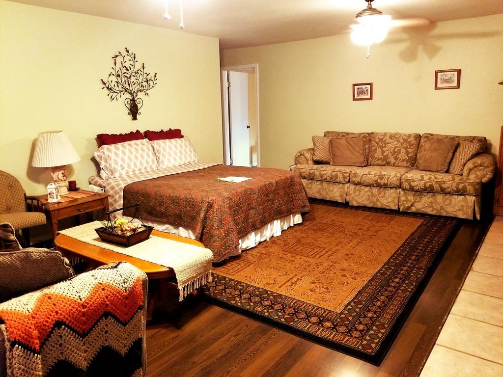 Charming Downstairs Unit Apartment Oakhurst Exterior foto