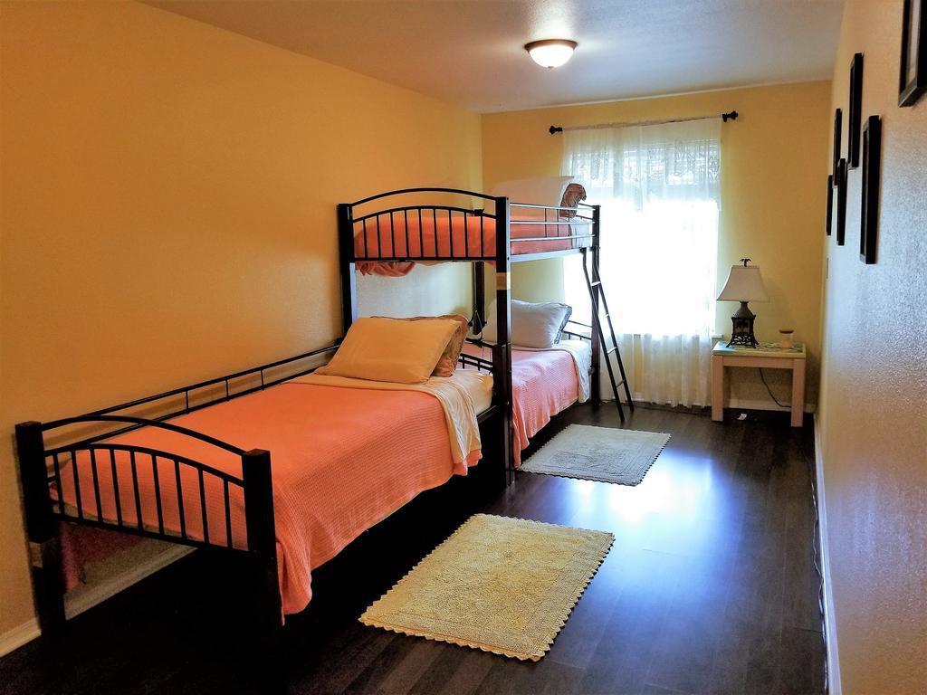 Charming Downstairs Unit Apartment Oakhurst Exterior foto